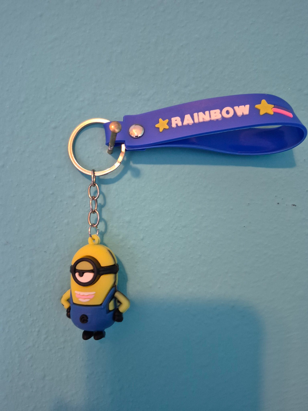 Minion One-Eye Blue Overalls Keychain – Despicable Me Character Keychain with Wrist Strap