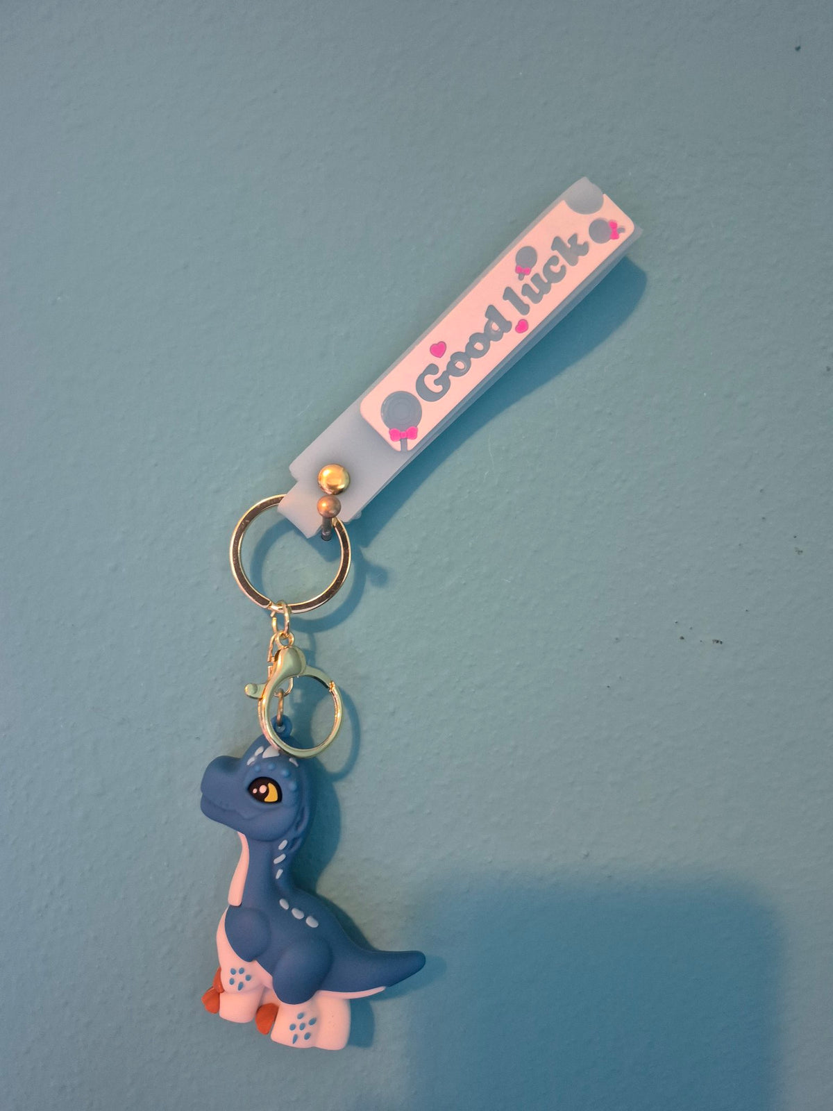 Blue Long-Neck Dinosaur Keychain – Dino Character Keychain with Wrist Strap