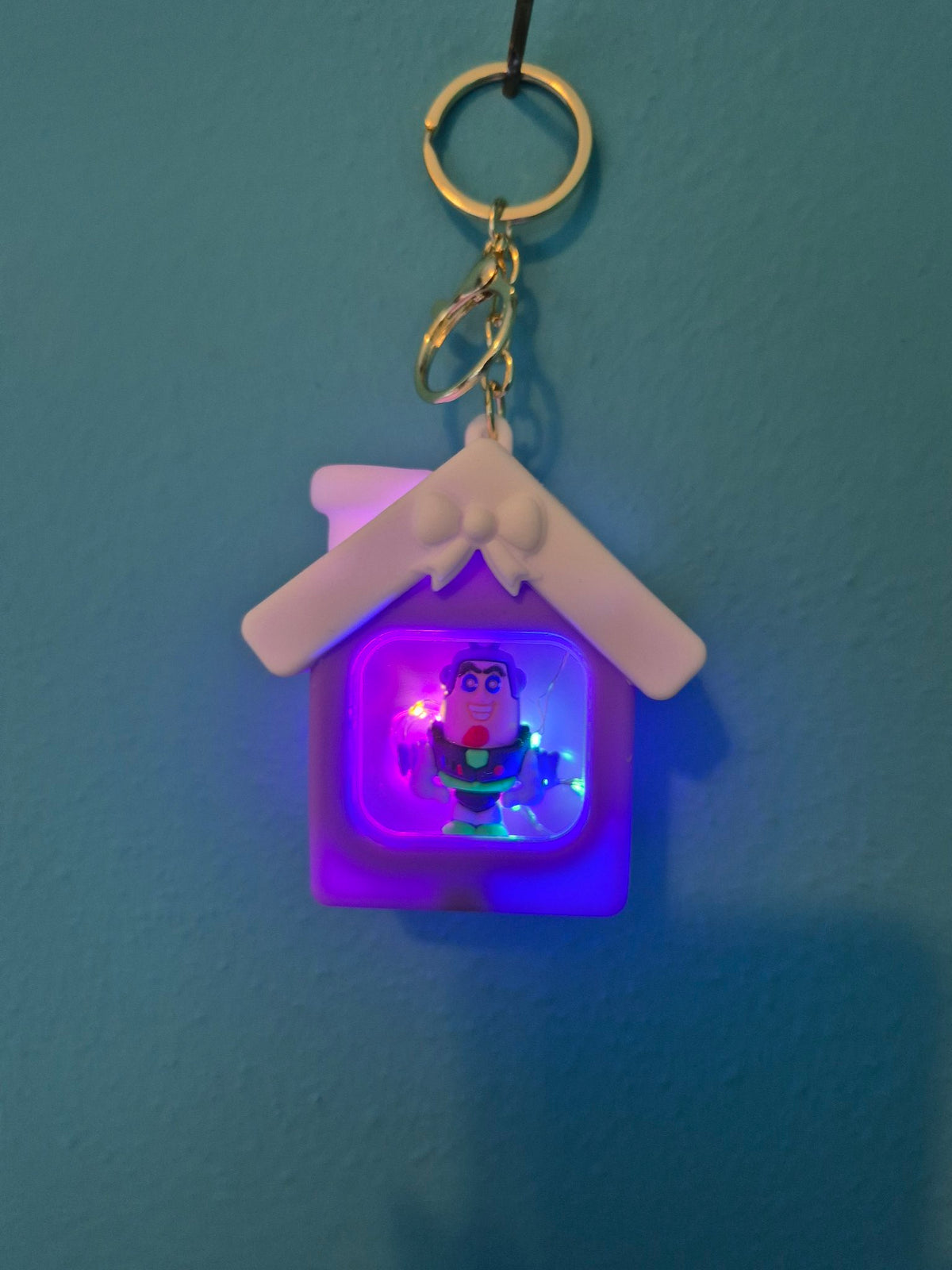 Light-Up House Keychain – Buzz Lightyear Purple House Character Keychain with LED Lights