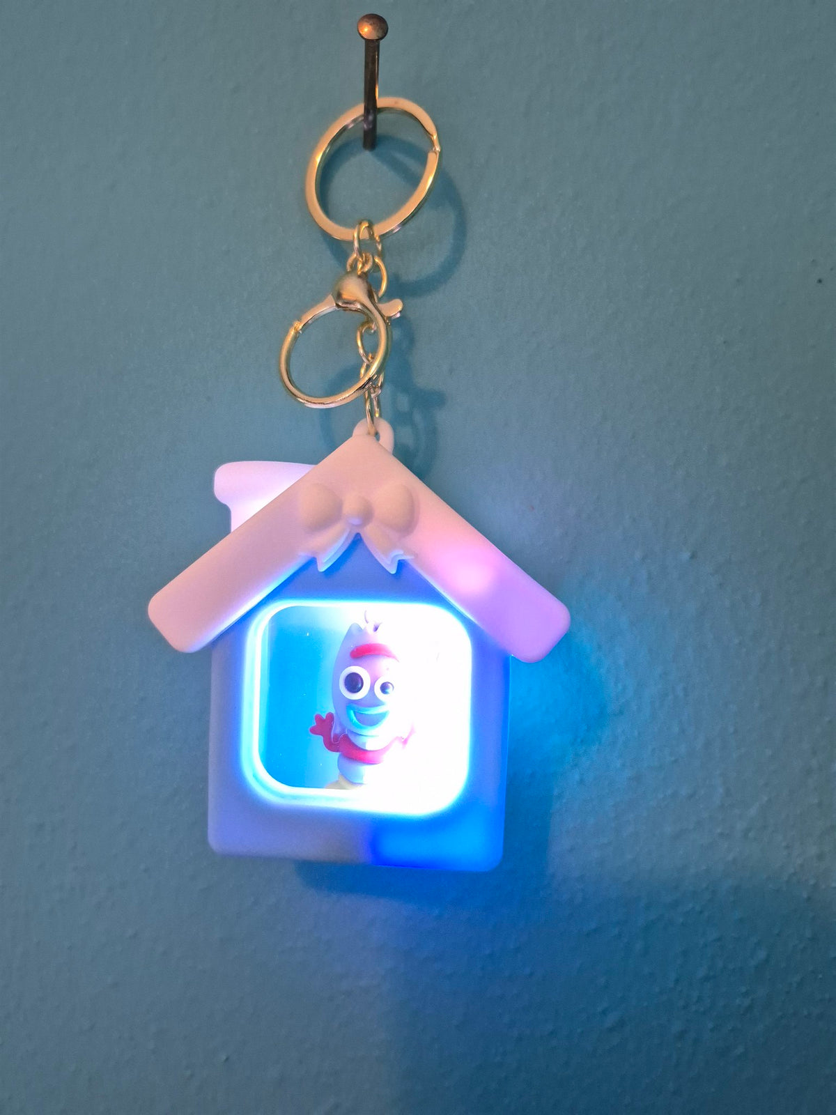 Light-Up House Keychain – Forky Light Blue House Character Keychain with LED Lights