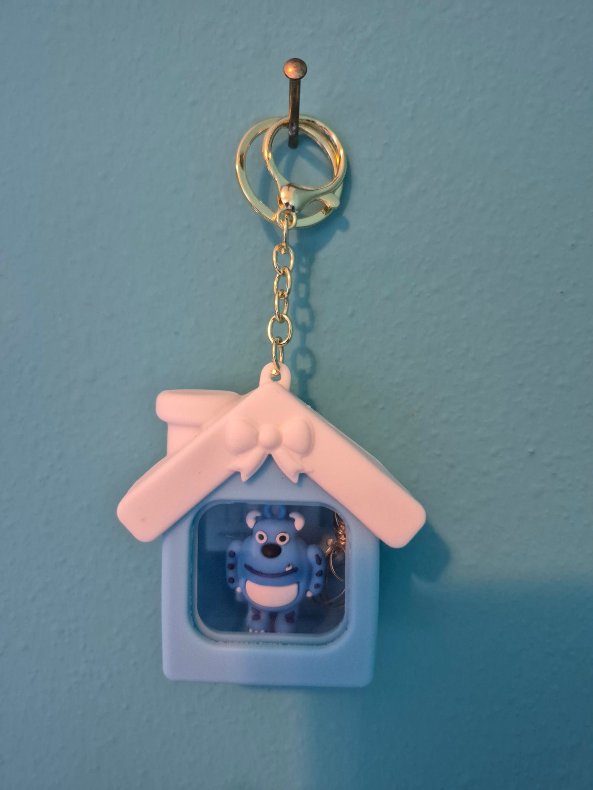 Light-Up House Keychain – Sulley Monster Light Blue House Character Keychain with LED Lights