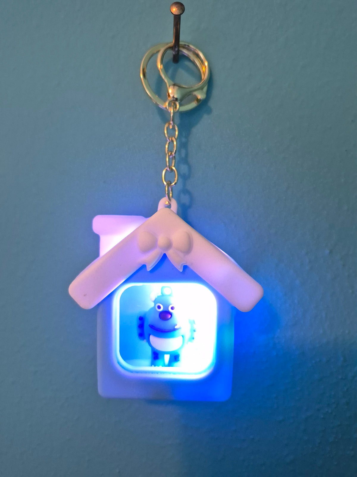Light-Up House Keychain – Sulley Monster Light Blue House Character Keychain with LED Lights