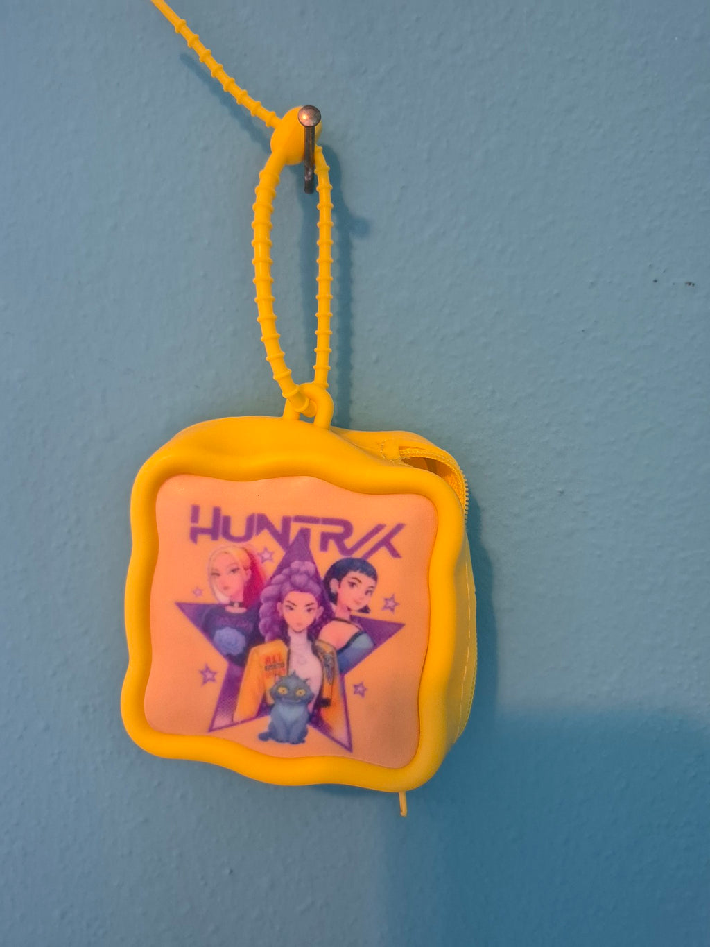HUNTRIX Mini Zipper Purse – Yellow Silicone Coin Purse with Loop Strap - photo 1