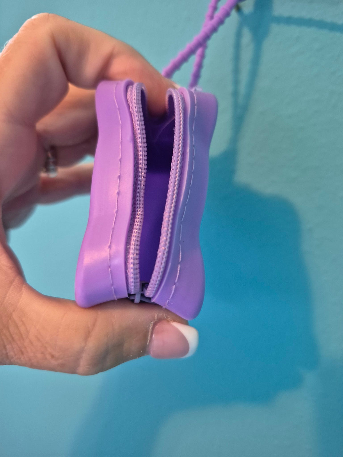 Tom and Jerry Mini Zipper Purse – Purple Silicone Coin Purse with Loop Strap - photo 2