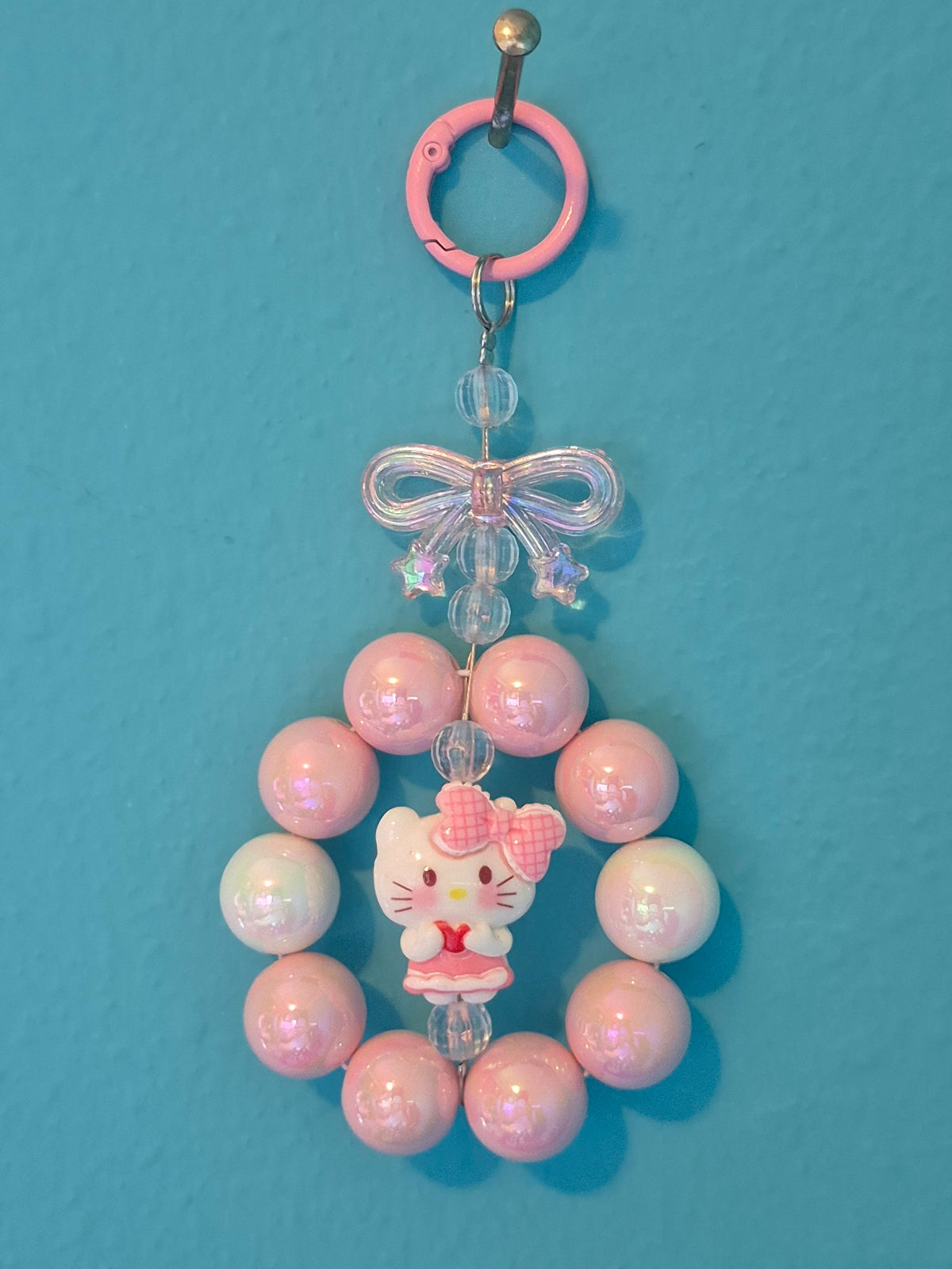 Hello Kitty Beaded Charm – Pearl Bead Bag Charm with Hello Kitty Figure - photo 1