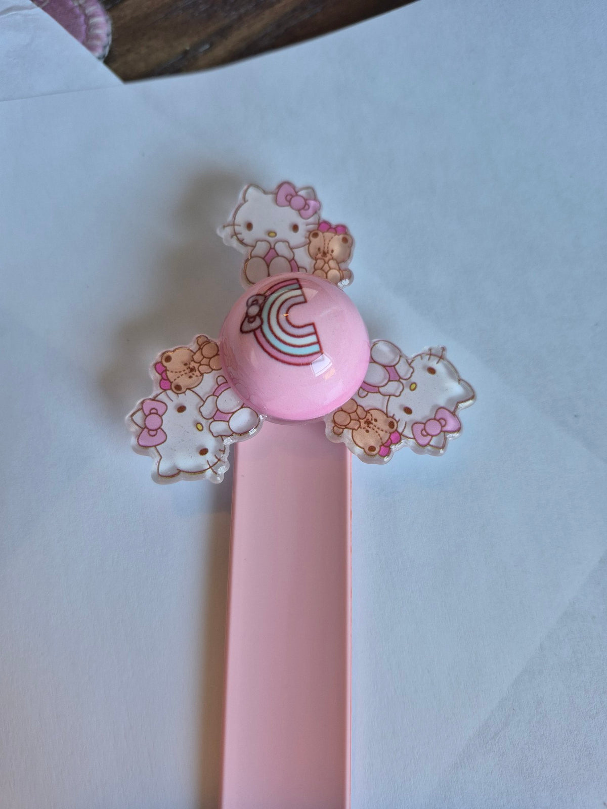 Hello Kitty Light-Up Spinner Slap Bracelet - Pink Rainbow