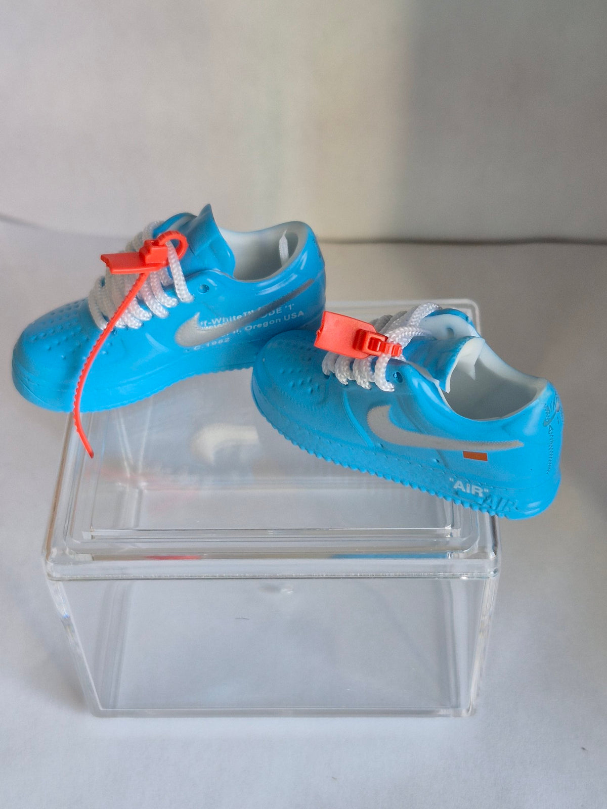 Sky Blue Mini Sneakers with Zip-Tie Tag – Collectible Pair with Display Case