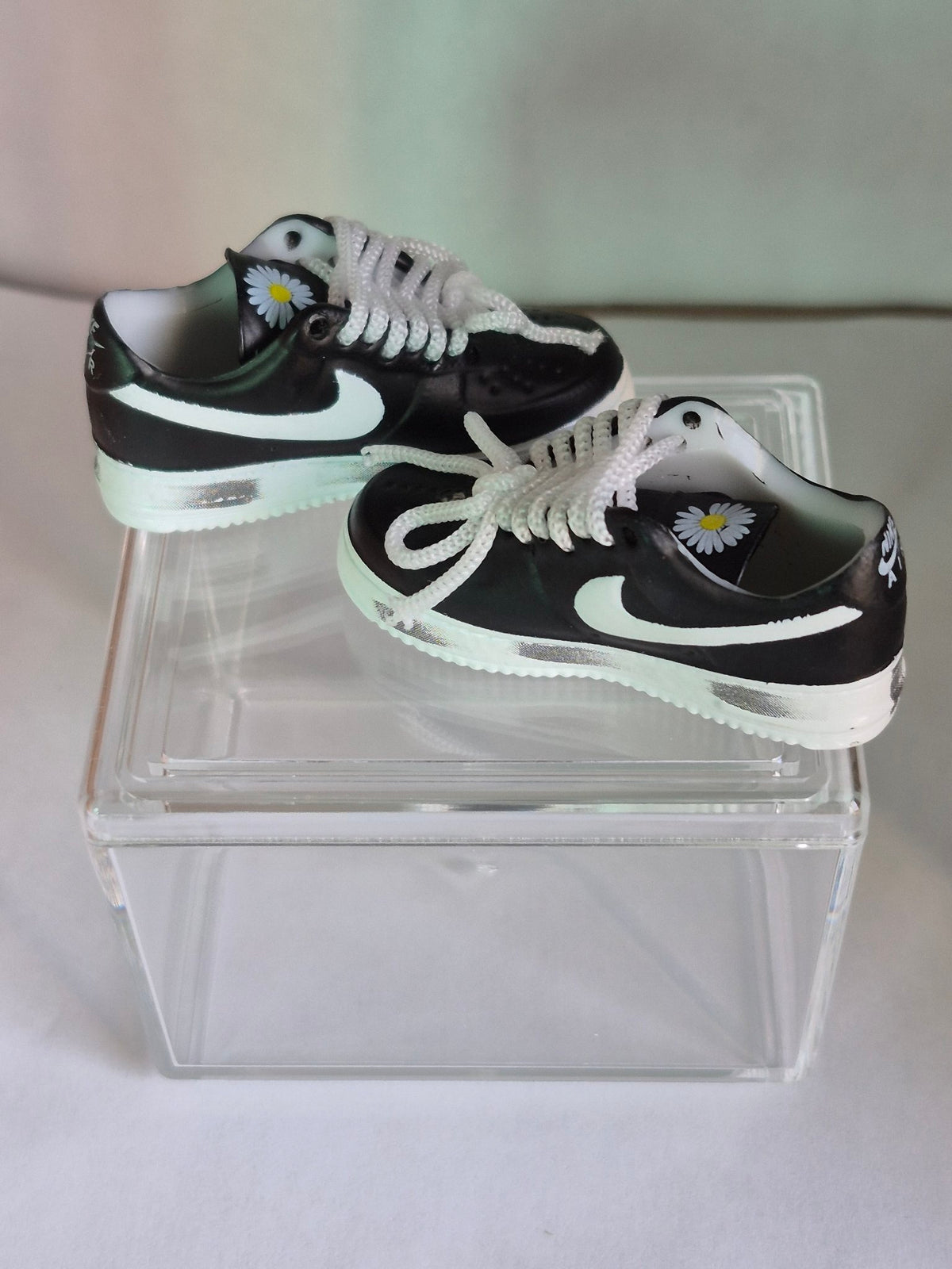 Black Mini Sneakers with Daisy Tongue – Collectible Pair with Display Case