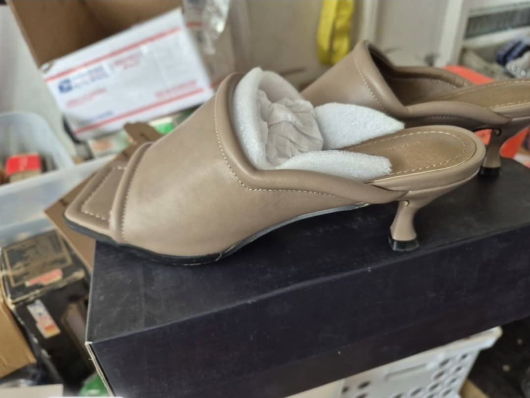 French Connection Women's Kitten Heel Mules – Putty, Size 7