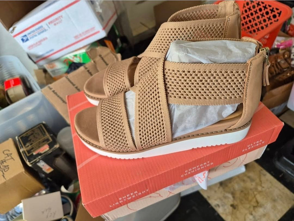 Easy Spirit Wander2 Women's Knit Sandals – Light Natural, Size 6.5