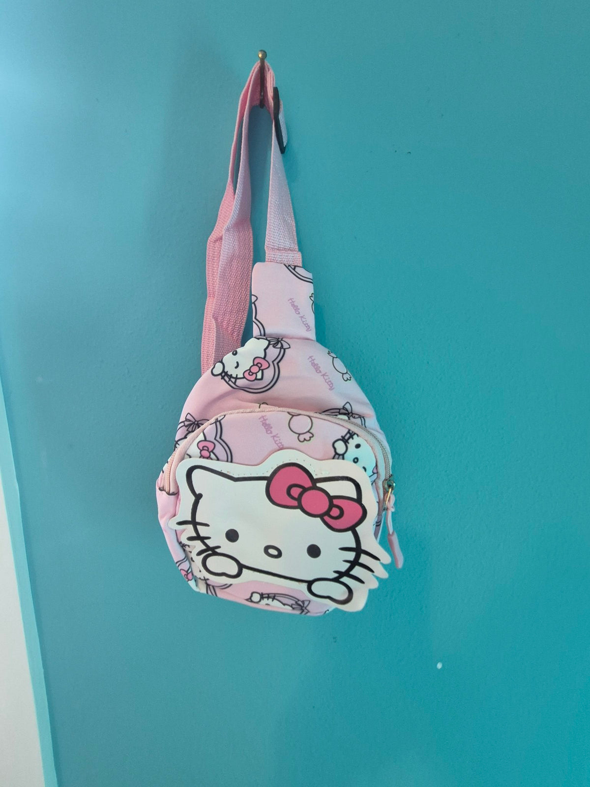 Hello Kitty Mini Sling Bag – Pink, front view