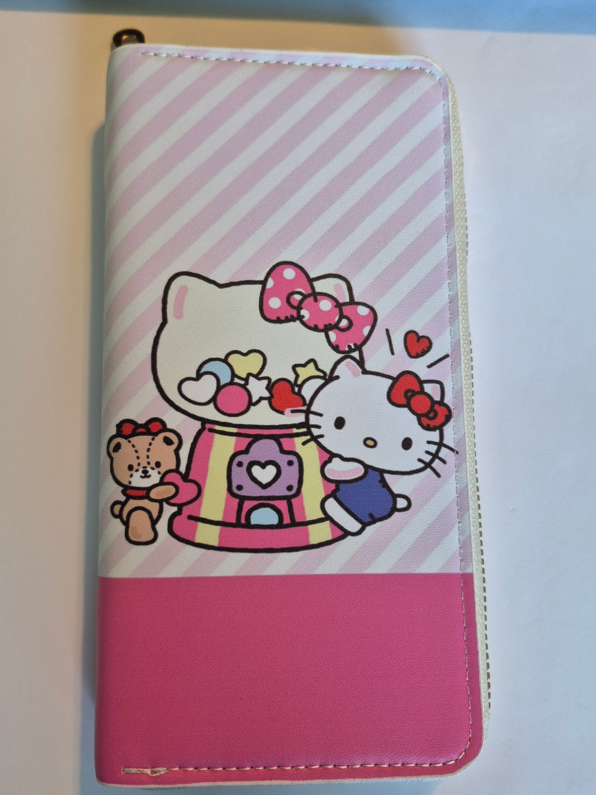 Hello Kitty Zip-Around Wallet – Gumball Machine, Pink Stripes
