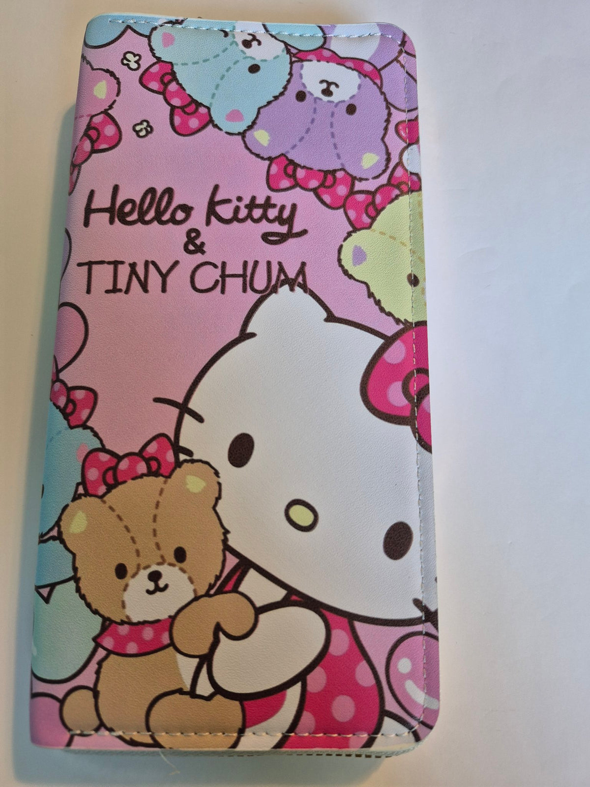 Hello Kitty Zip-Around Wallet – Tiny Chum Teddy Bear, Pink