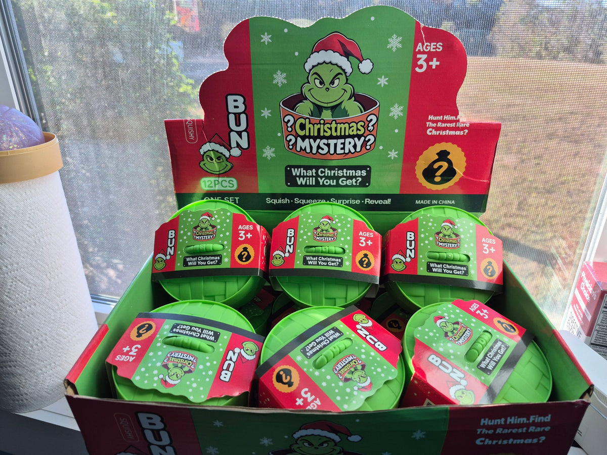 Christmas Mystery Squishy – Surprise Squishy in Green Basket