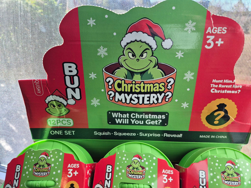 Christmas Mystery Squishy – Surprise Squishy in Green Basket