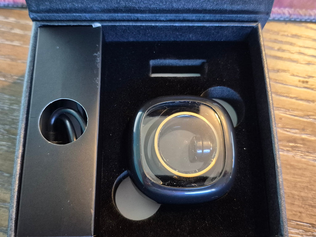 Smart Ring Health Tracker – Gold, Size 11, with Charging Case