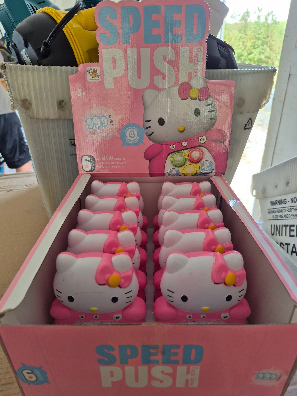 Hello Kitty Speed Push Game – Electronic Pop Puzzle Toy