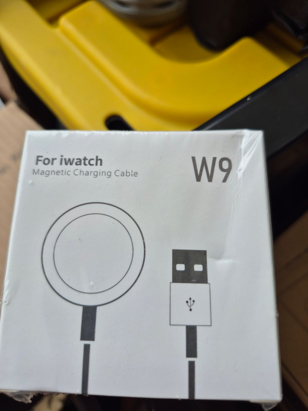 Apple Watch magnetic charging cable box front