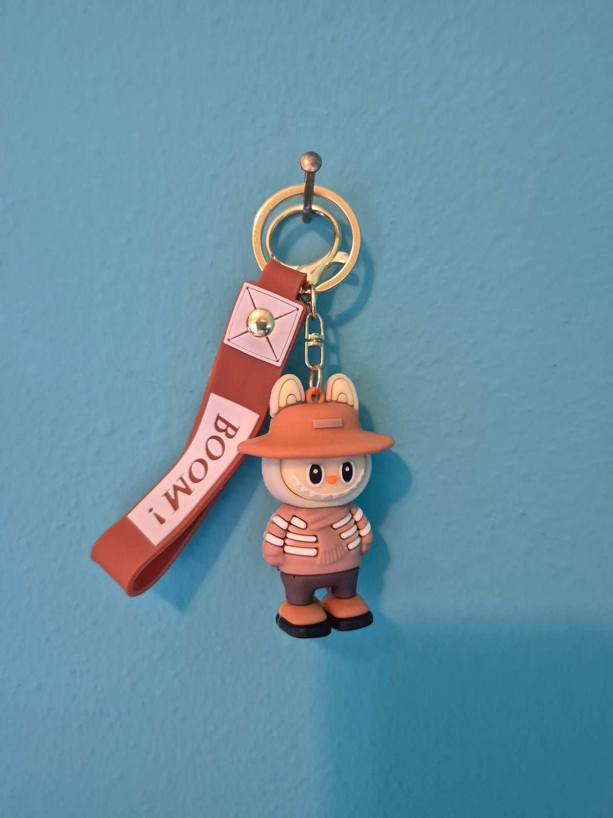 Labubu Safari Hat Keychain – Bunny Monster Character Keychain with Wrist Strap