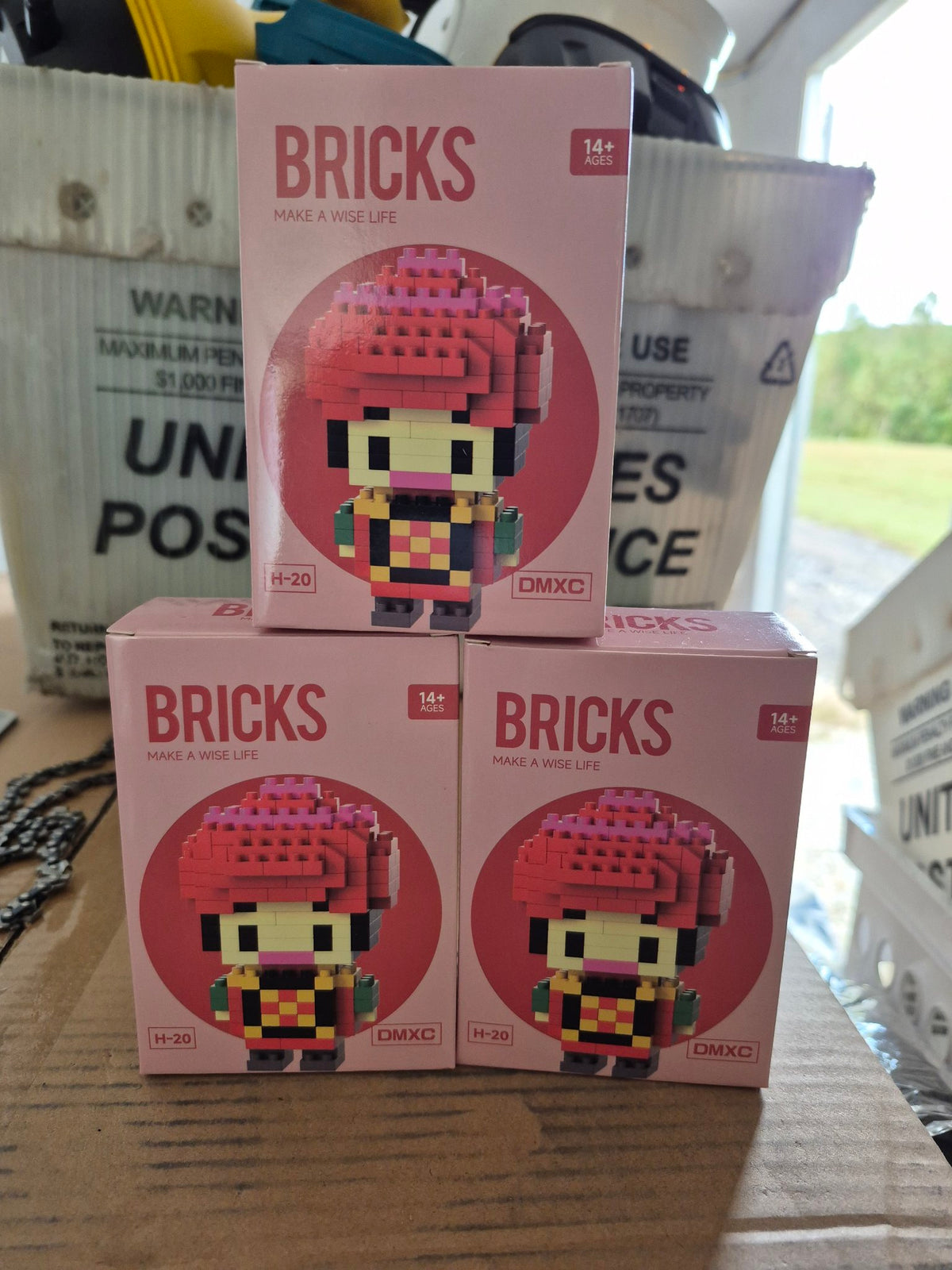 Micro Brick Figure – DIY Character (DMXC H-20)