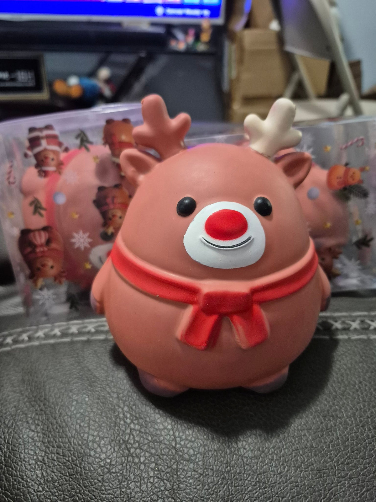 Pink Reindeer Squishy – Slow Rising Stress Relief Toy