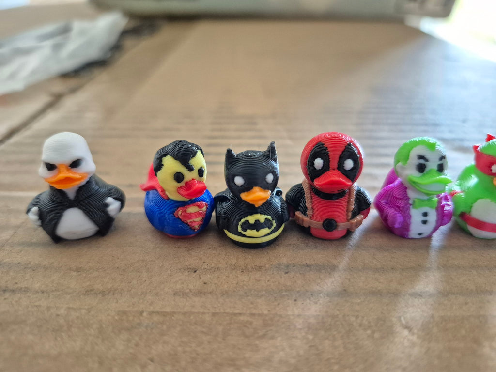 Superhero Duck Set – 10 Mini Character Ducks
