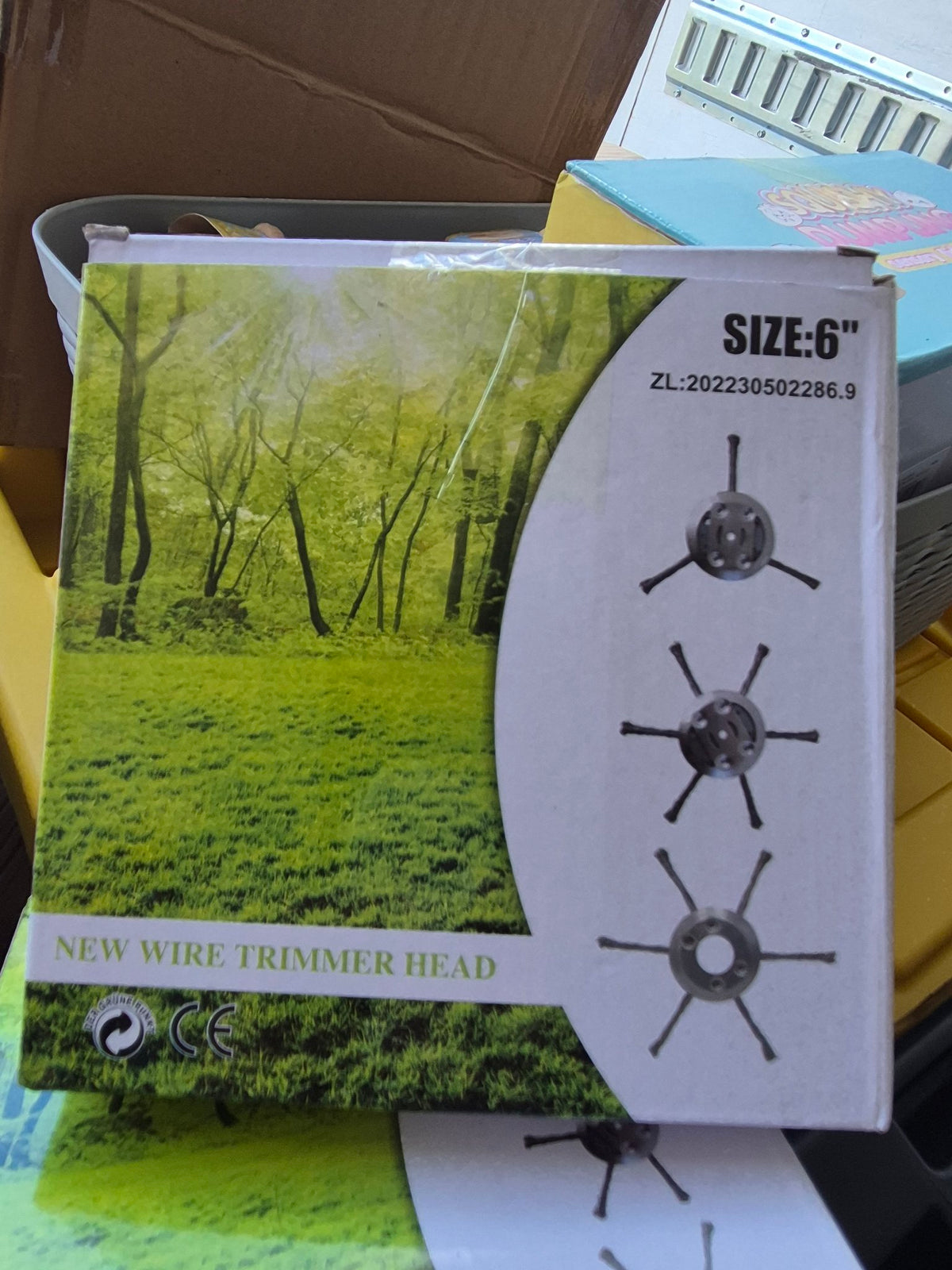 Wire trimmer head box, angle